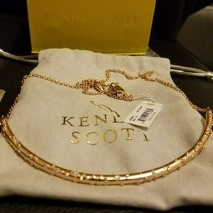 NWT Kendra Scott Amber Choker in Gold